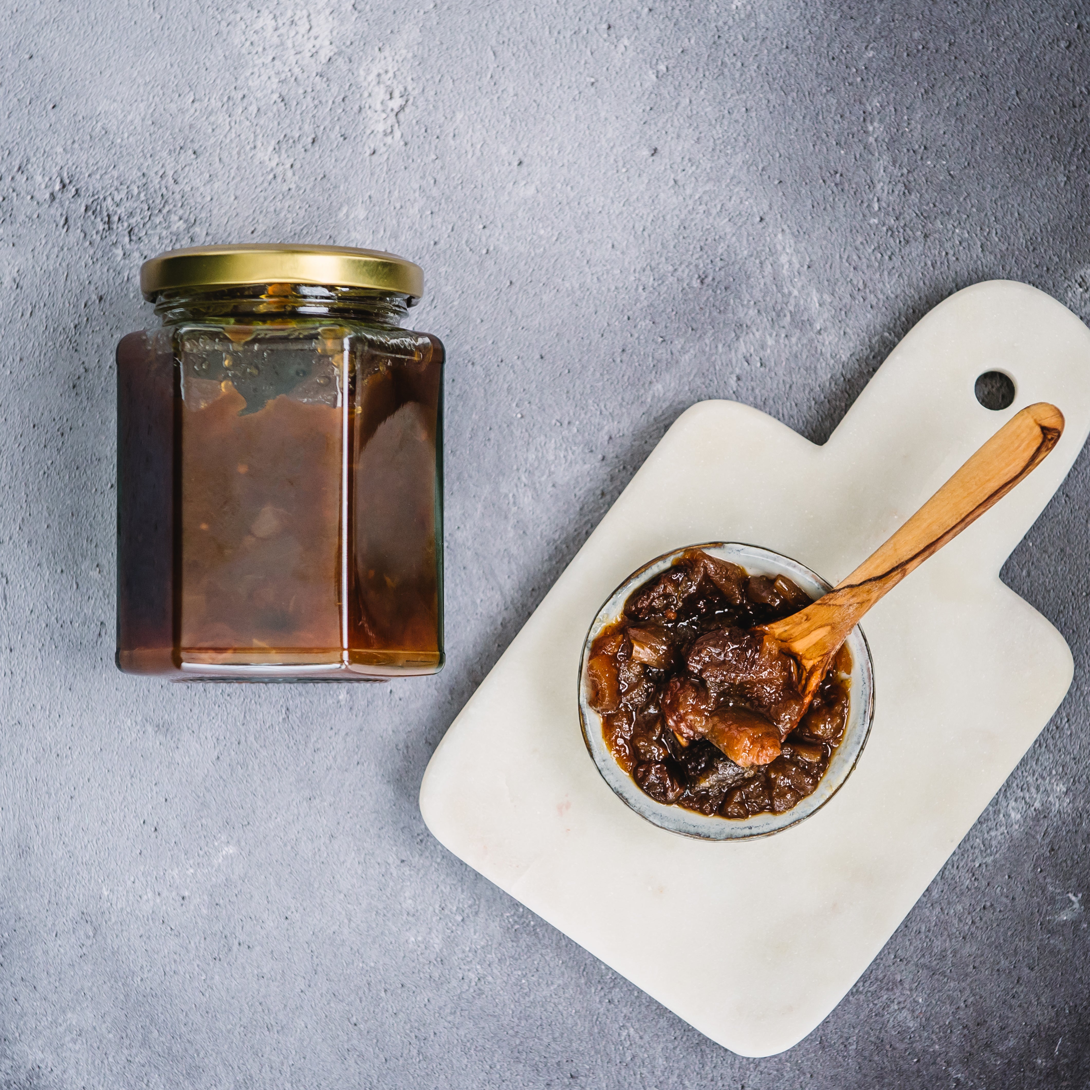 Sweet Apple Chutney